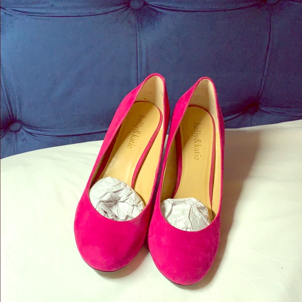 Kelly & Katie Magenta Pumps